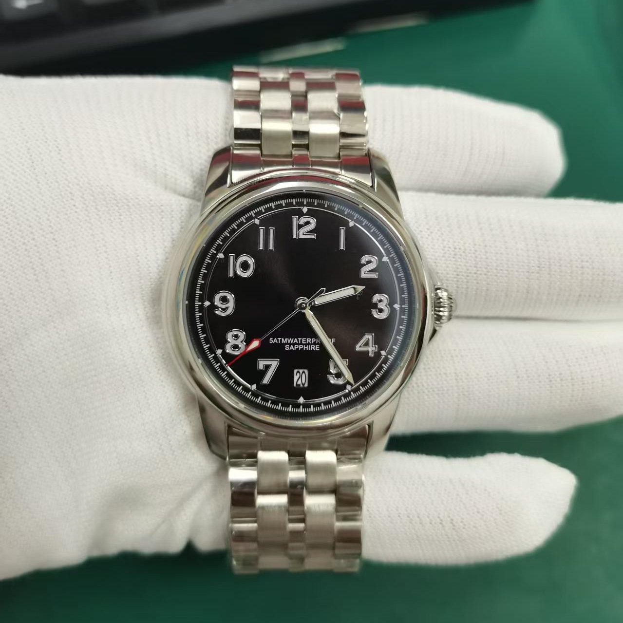 Luxury Watch In Japan - นาฬิกาข้อมือผู้ชาย สายสแตนเลส กระจกแซฟไฟร์ ระบบกลไก Miyota จากญี่ปุ่น