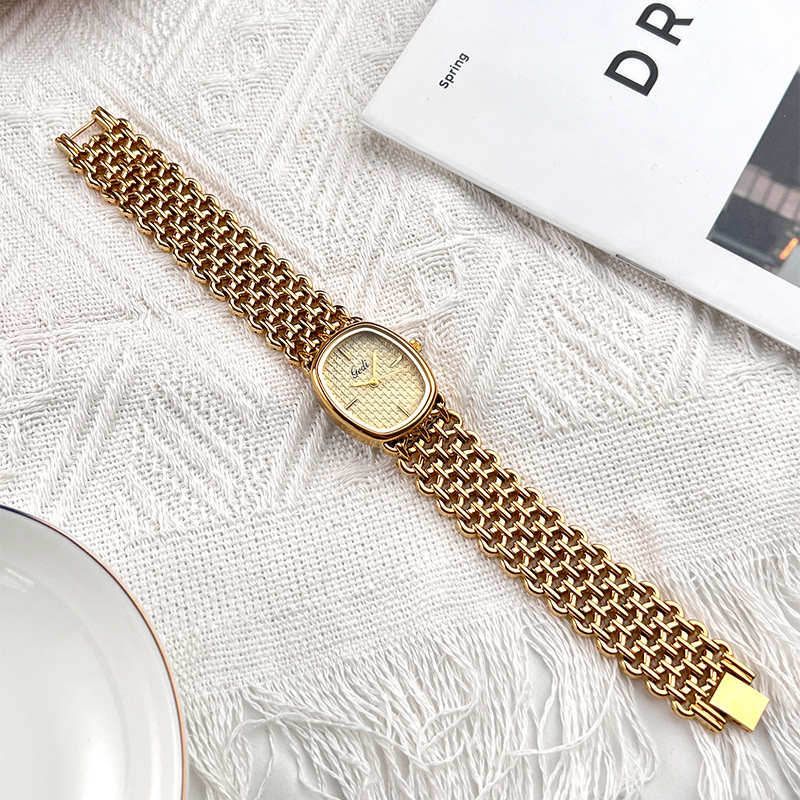 นาฬิกาแบรนด์ GEDI สายรัดข้อมือ - Luxury Watch Green บทวิจารณ์และราคา