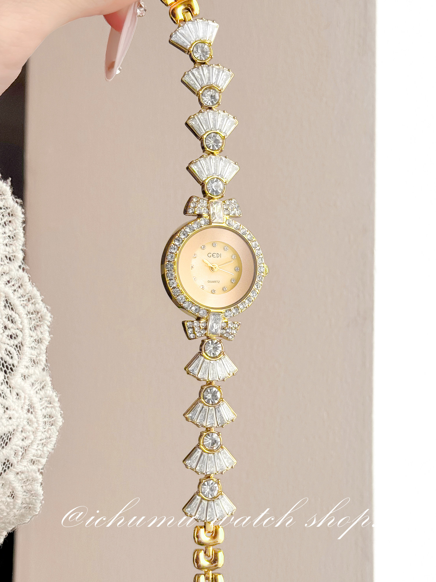 นาฬิกาข้อมือผู้หญิง Mermaid ดี - Luxury Watch Quartz บทวิจารณ์และราคา