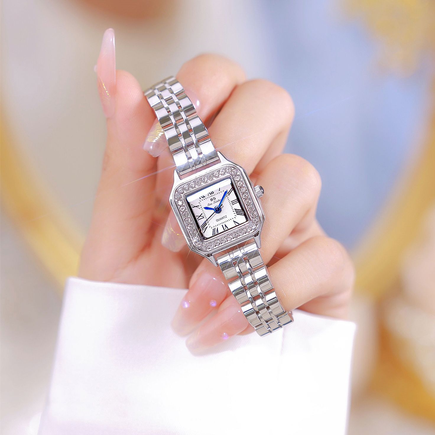 นาฬิกาผู้หญิงแบรนด์หรู INS ธุร - Luxury Watch Green บทวิจารณ์และราคา